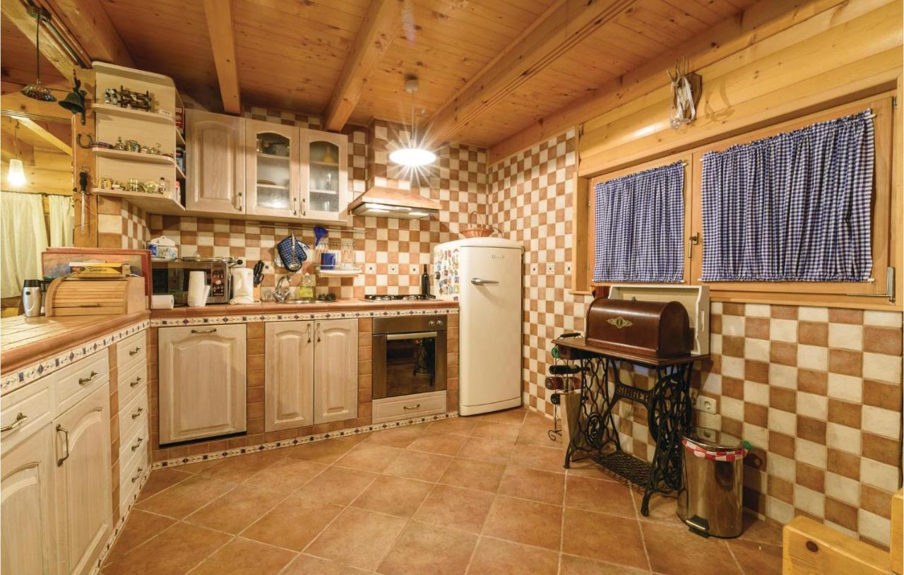 Stunning Home In Krasic With Sauna Exterior foto